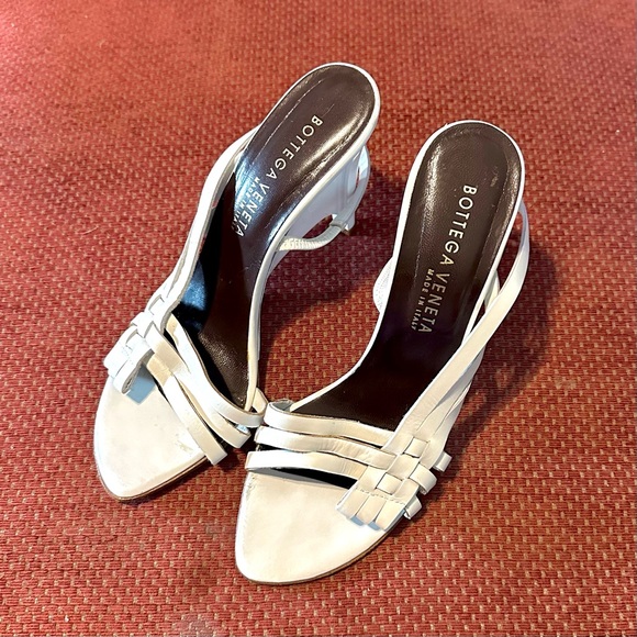 RARE Bottega Veneta White Strappy Wedge Dot Sandal Made In Italy US 6.5 / EU 37 - Picture 2 of 11
